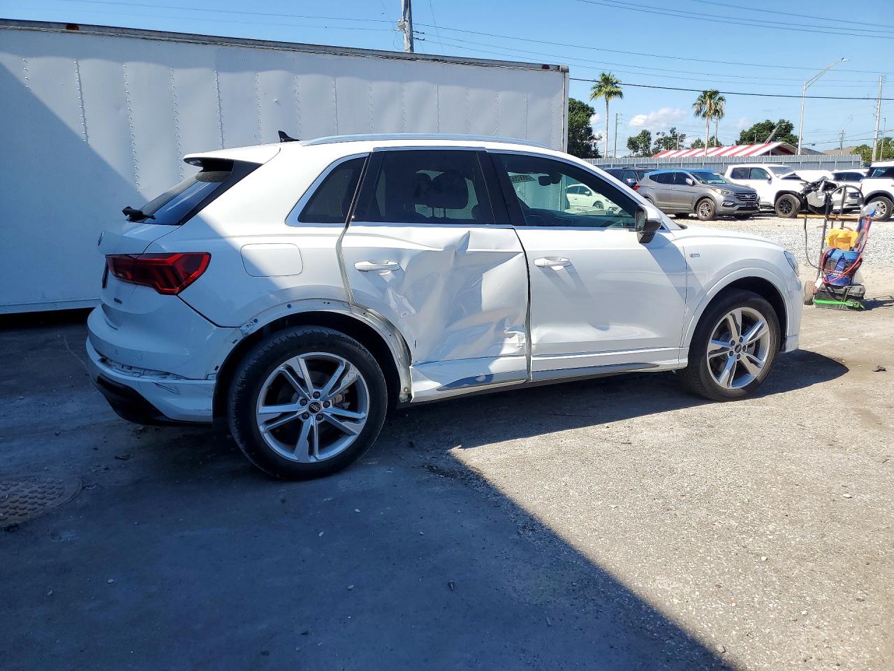 2021 AUDI Q3