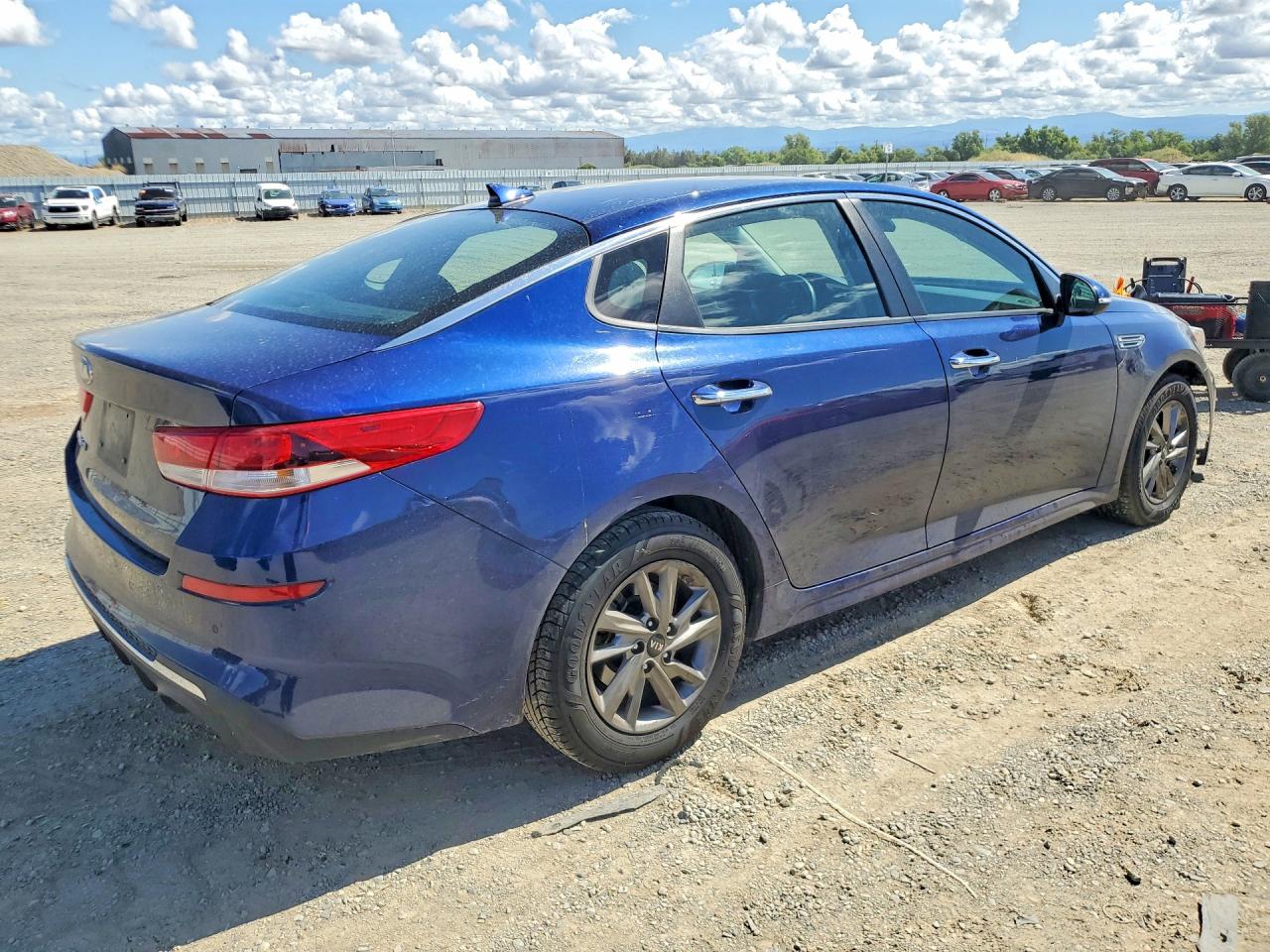 2019 KIA OPTIMA LX, S
