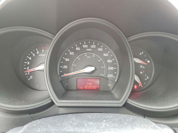 2015 KIA RIO GL - Middle-low