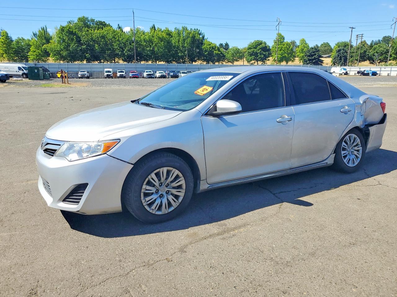 2013 TOYOTA CAMRY