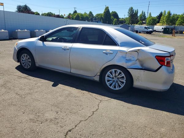 2013 TOYOTA CAMRY