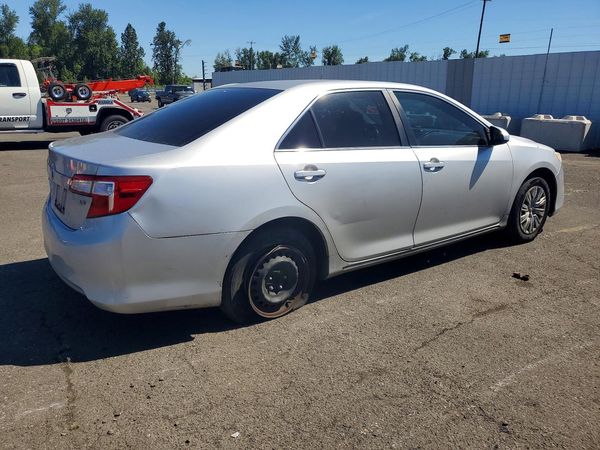 2013 TOYOTA CAMRY