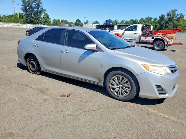 2013 TOYOTA CAMRY