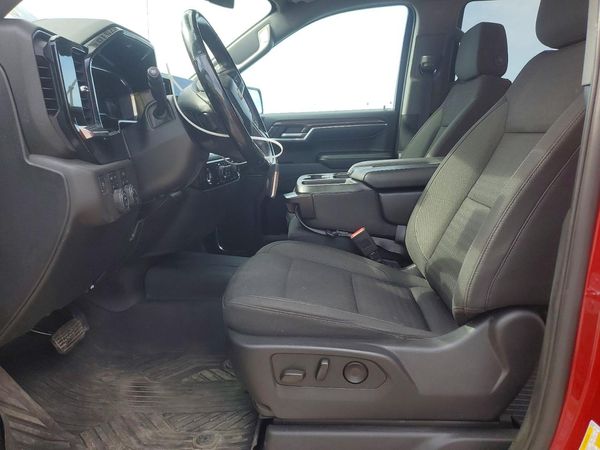 2023 CHEVROLET SILVERADO LT