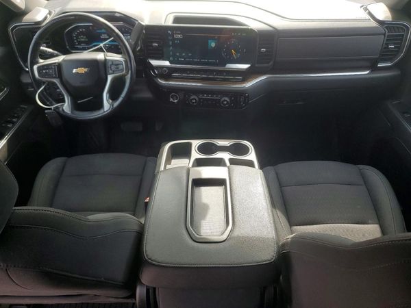 2023 CHEVROLET SILVERADO LT