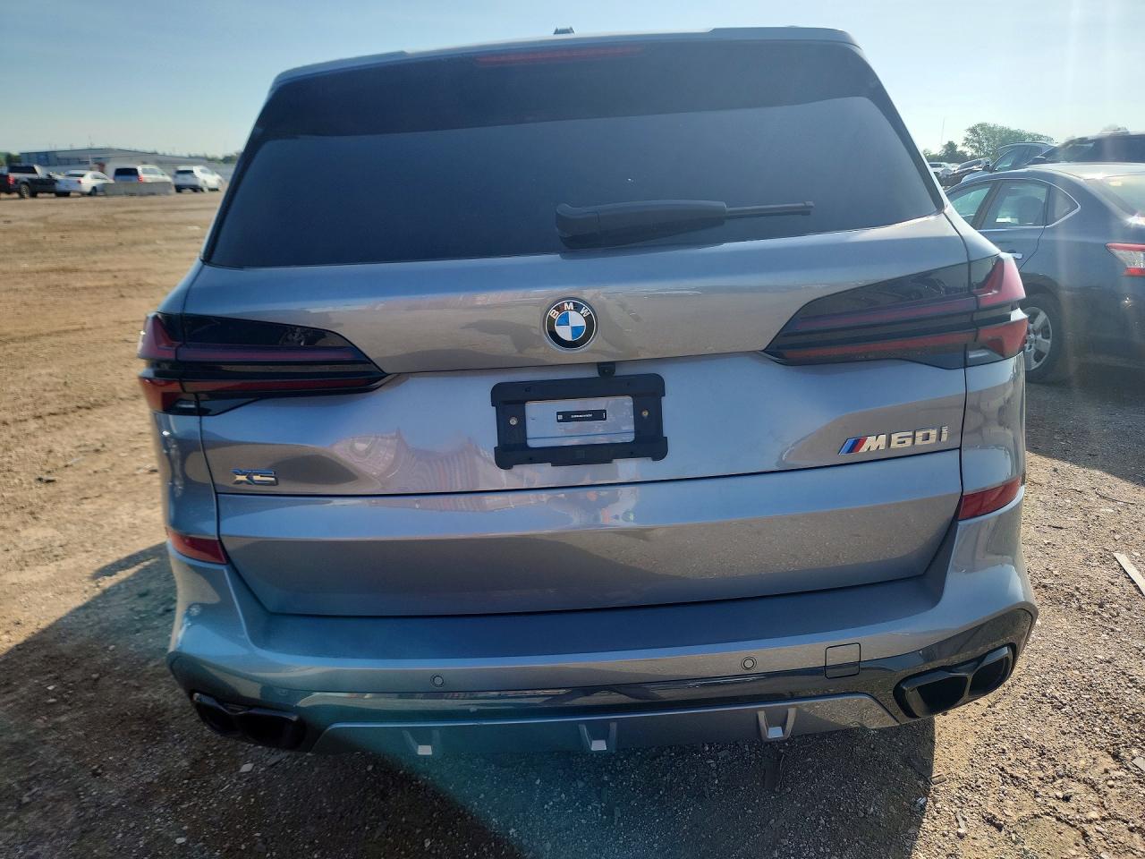 2026 BMW X5 M60i