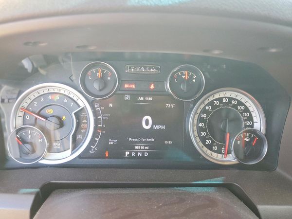 2017 RAM 1500 SLT