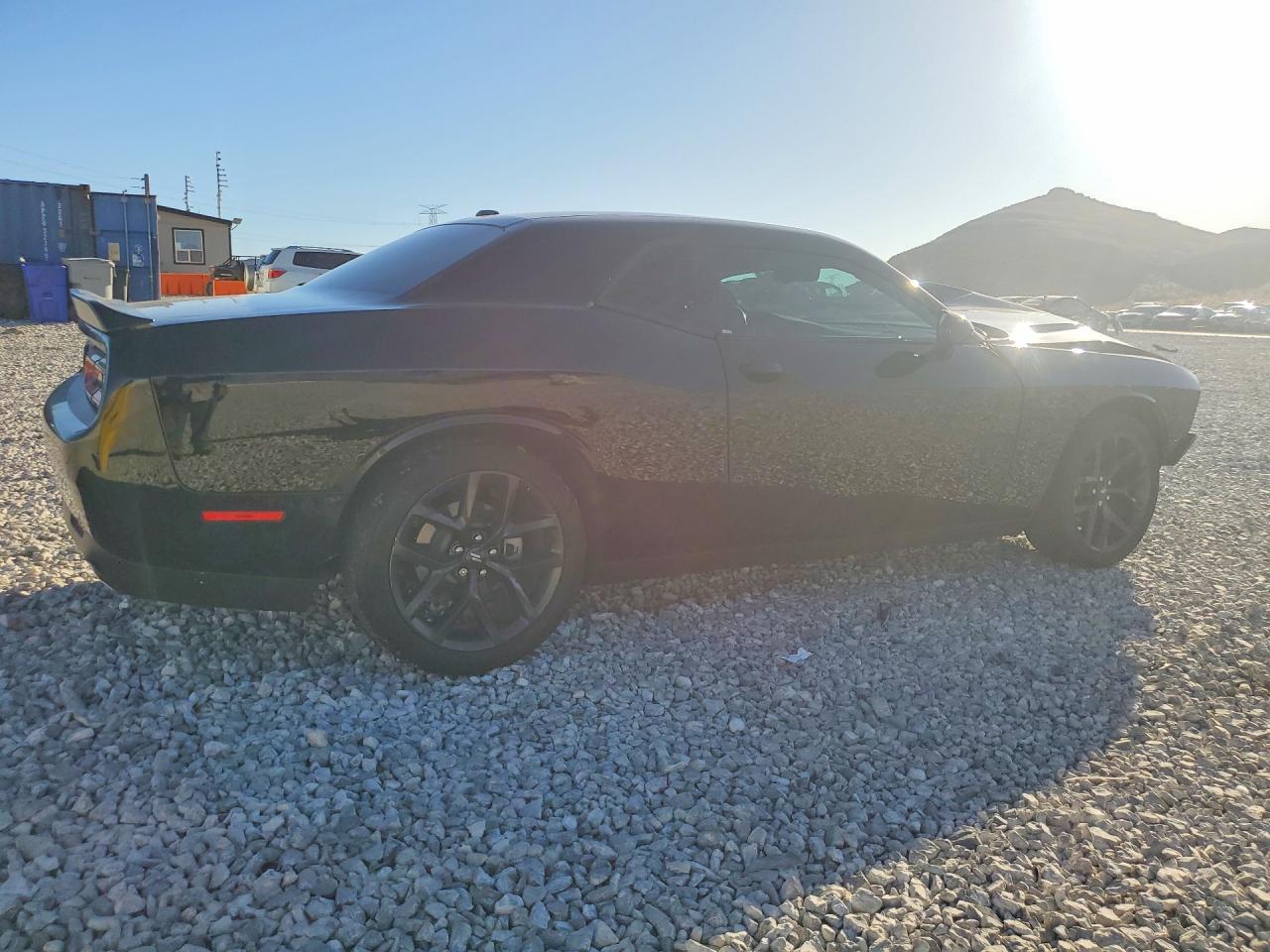 2021 DODGE CHALLENGER SXT