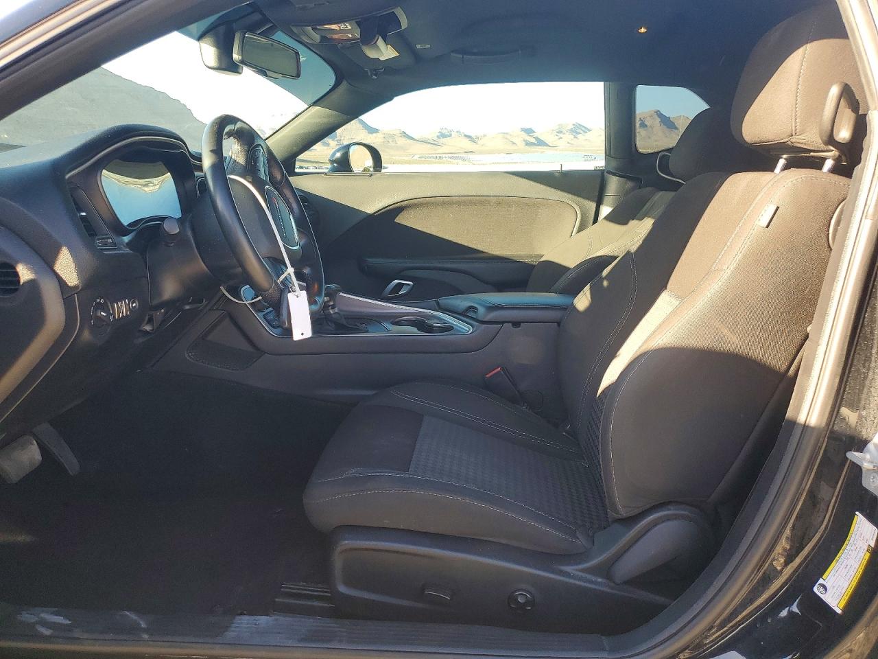 2021 DODGE CHALLENGER SXT