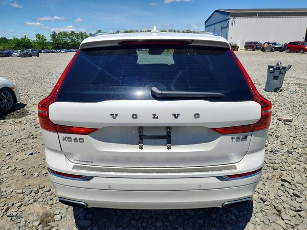 2020 VOLVO XC60 Inscription