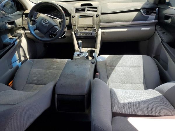 2012 TOYOTA CAMRY