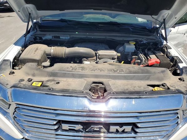 2022 RAM 1500 Longhorn — Engine bay