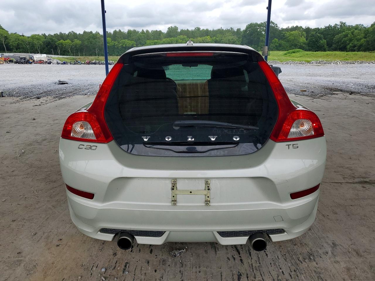 2012 VOLVO C30