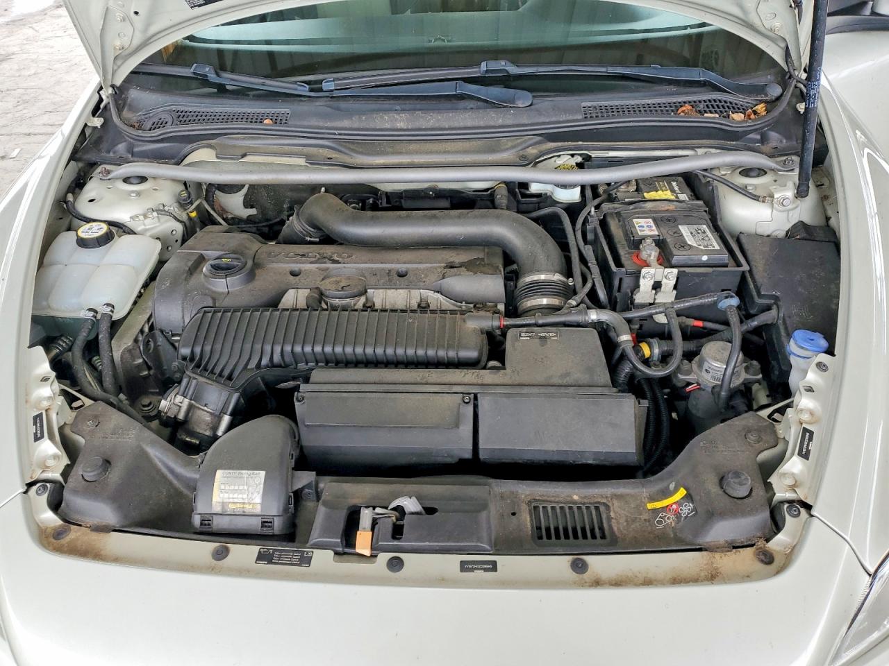 2012 VOLVO C30