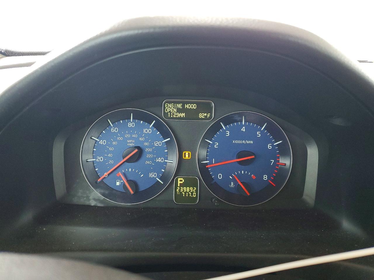 2012 VOLVO C30