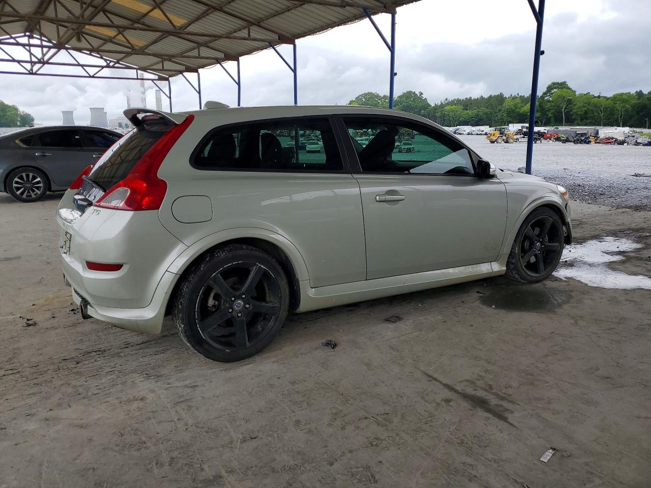 2012 VOLVO C30