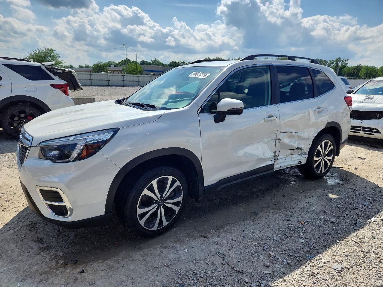 2021 SUBARU FORESTER Limited