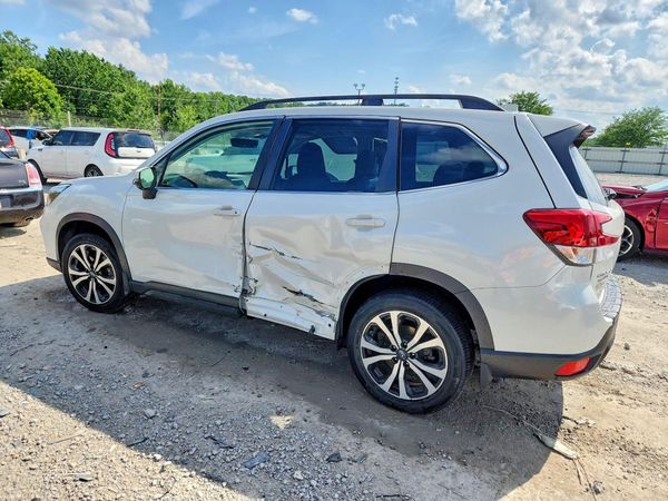 2021 SUBARU FORESTER Limited