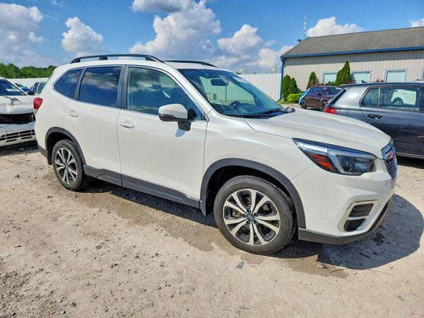 2021 SUBARU FORESTER Limited