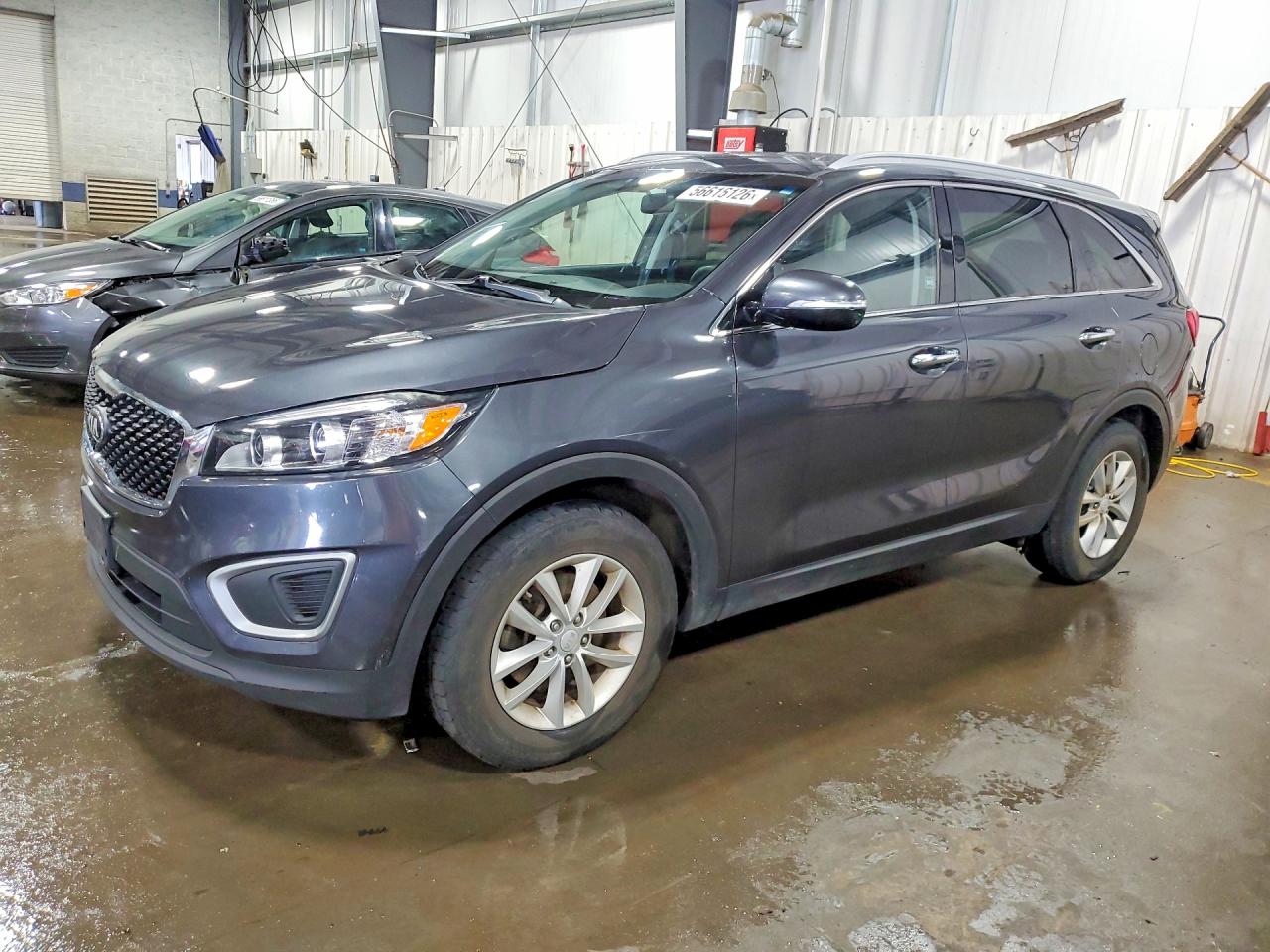 2018 KIA SORENTO L, LX