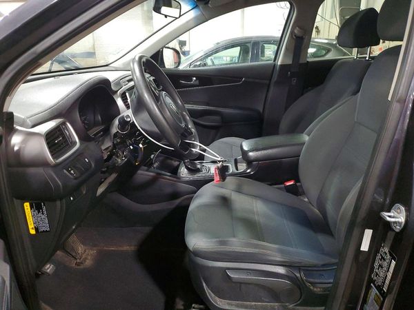 2018 KIA SORENTO L, LX