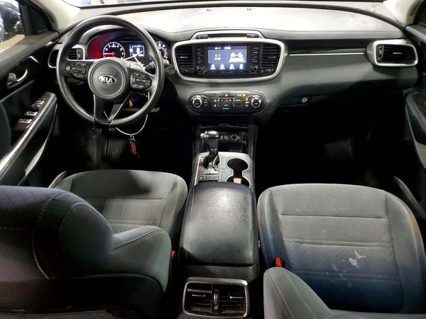 2018 KIA SORENTO L, LX