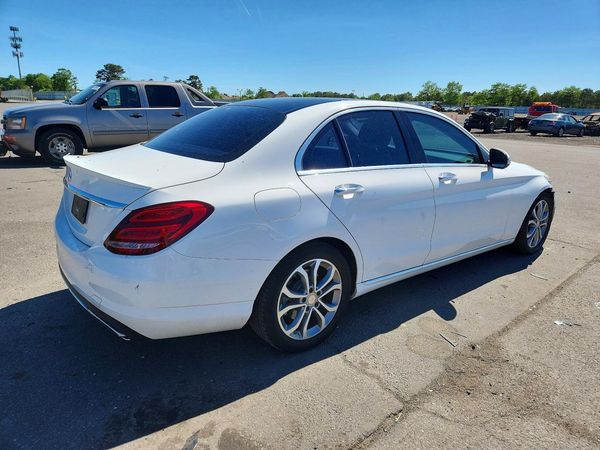2016 MERCEDES-BENZ C C300