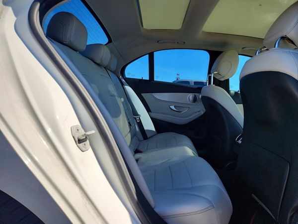 2016 MERCEDES-BENZ C C300