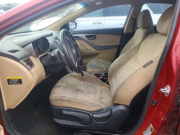 2013 HYUNDAI ELANTRA