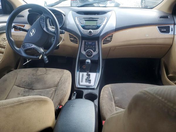 2013 HYUNDAI ELANTRA