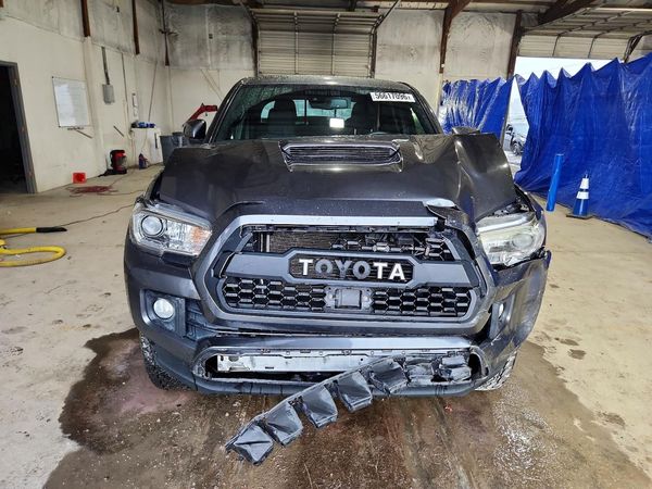 2018 TOYOTA TACOMA