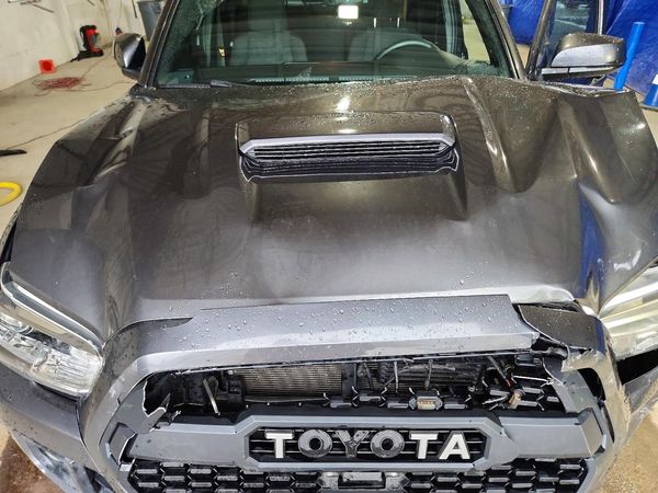 2018 TOYOTA TACOMA