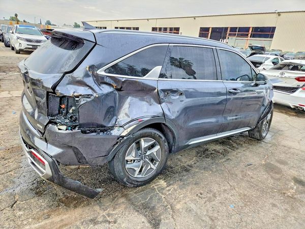 2023 KIA SORENTO HYBRID
