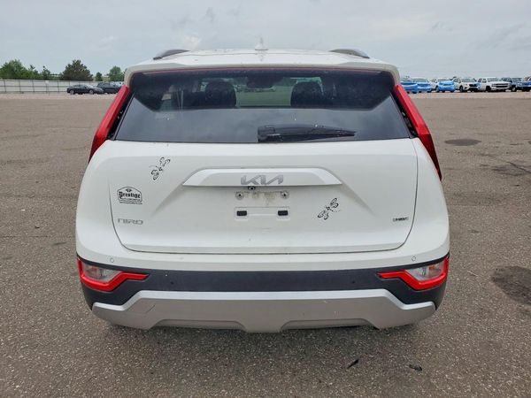 2024 KIA NIRO EX