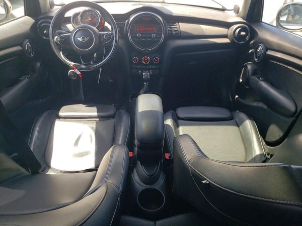2015 MINI COOPER