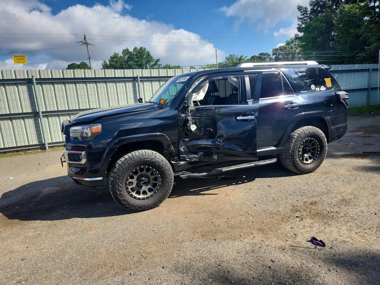 2022 TOYOTA 4RUNNER Limited