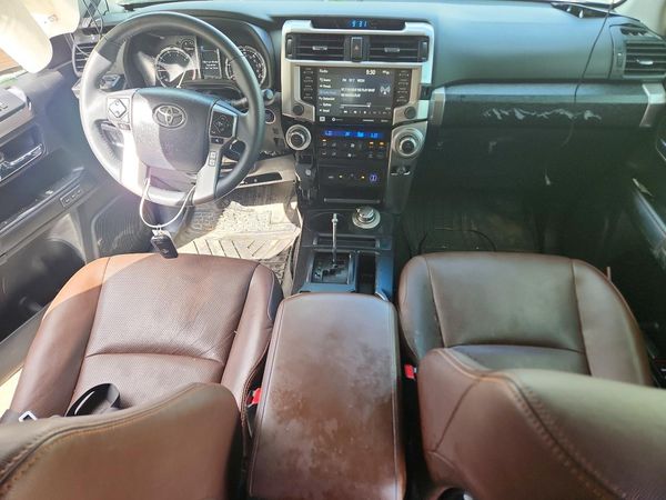 2022 TOYOTA 4RUNNER Limited