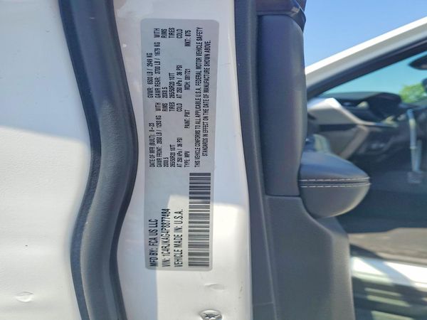 2023 JEEP GRAND CHEROKEE L LAREDO 4X4