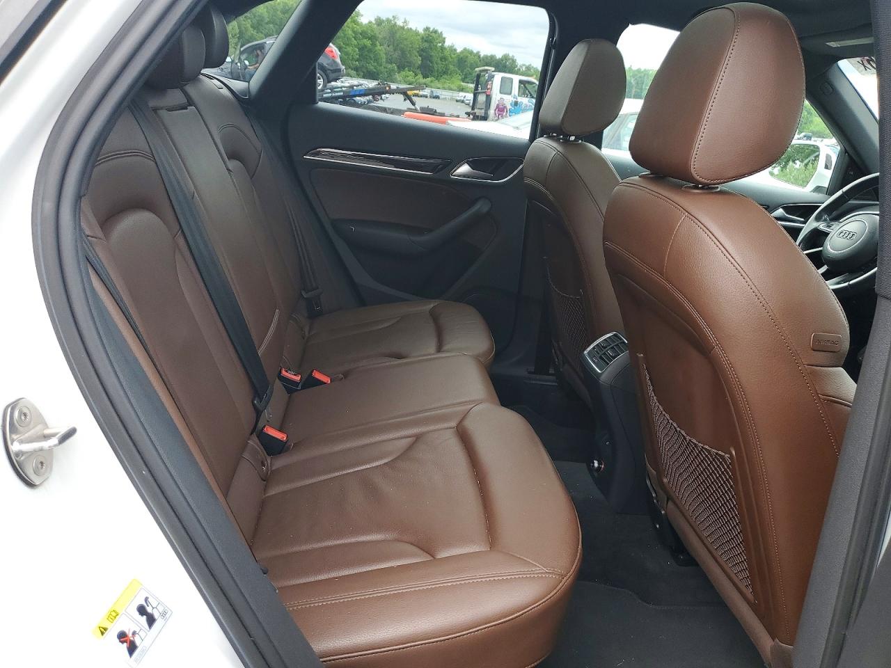 2015 AUDI Q3 quattro Premium Plus