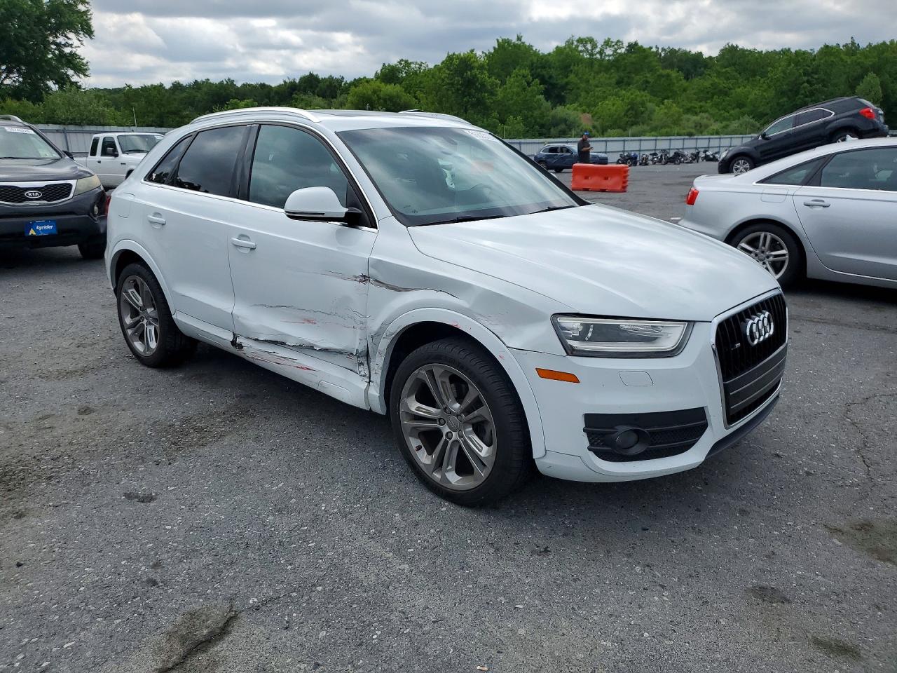 2015 AUDI Q3 quattro Premium Plus