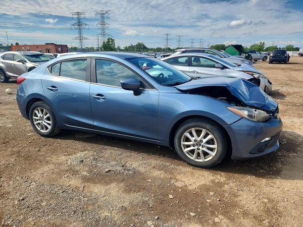 2015 MAZDA 3 Touring/GS