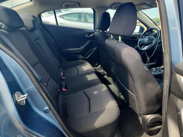 2015 MAZDA 3 Touring/GS