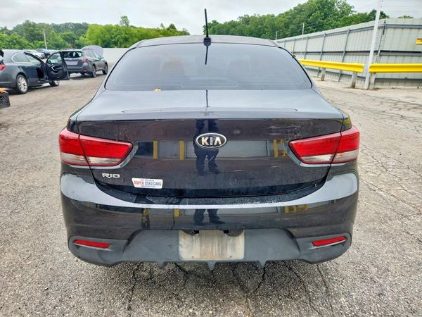 2018 KIA RIO