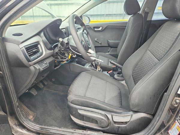 2018 KIA RIO