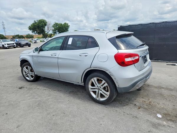 2018 MERCEDES-BENZ GLA GLA250