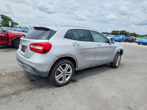 2018 MERCEDES-BENZ GLA GLA250