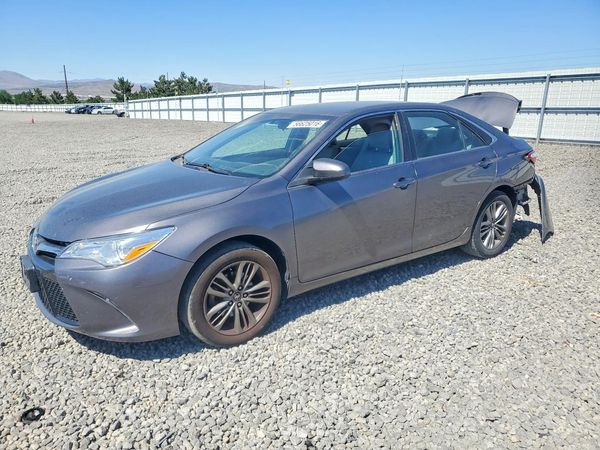 2016 TOYOTA CAMRY