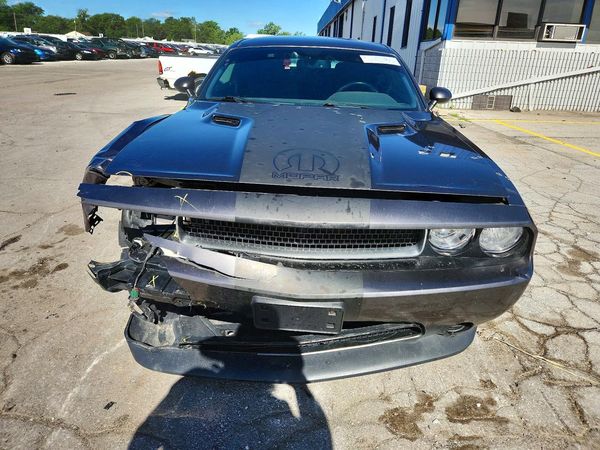 2014 DODGE CHALLENGER Base