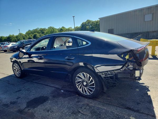 2023 HYUNDAI SONATA HYBRID SEL