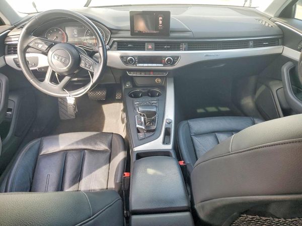 2017 AUDI A4 quattro Premium